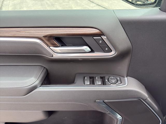 2026 Chevrolet Silverado 1500 4WD Crew Cab Short Bed LT with 2FL