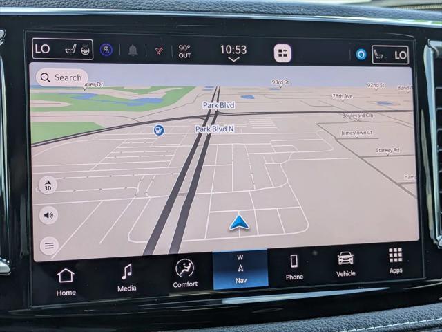 2027 Chrysler Pacifica Select