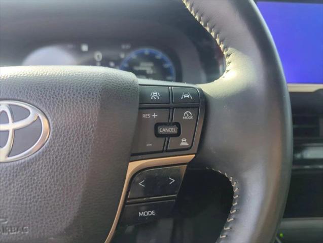 2025 Toyota Crown Signia Limited