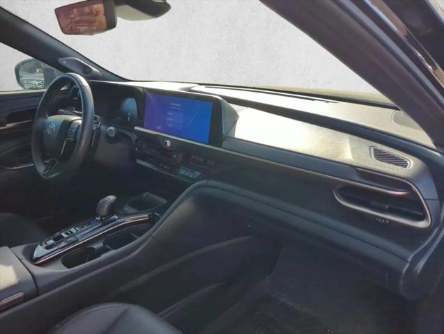 2025 Toyota Crown Signia Limited