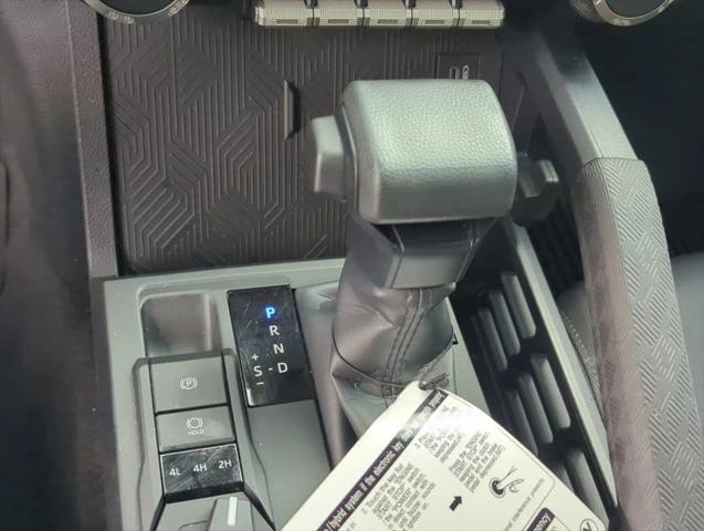 2025 Toyota Tacoma SR