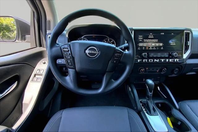2025 Nissan Frontier King Cab SV 4x2