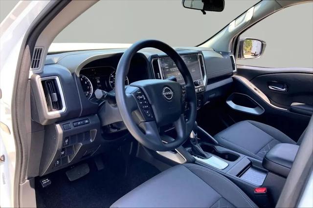 2025 Nissan Frontier King Cab SV 4x2