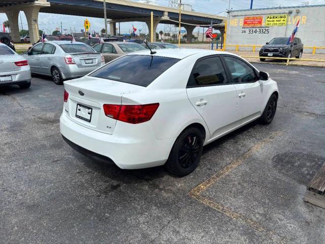 2011 Kia Forte EX