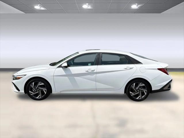 2025 Hyundai Elantra Hybrid Limited