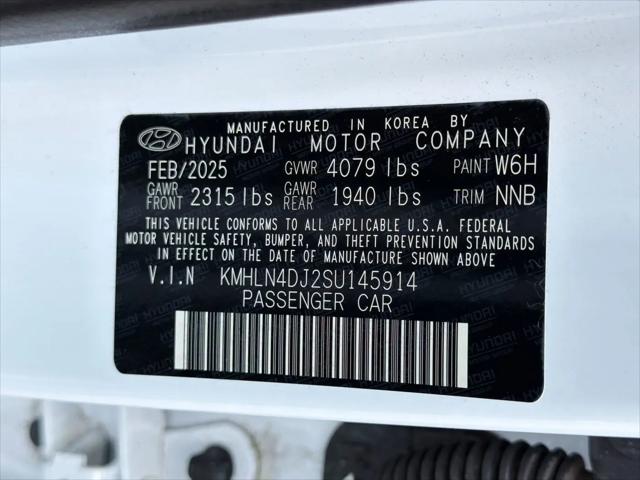 2025 Hyundai Elantra Hybrid Limited