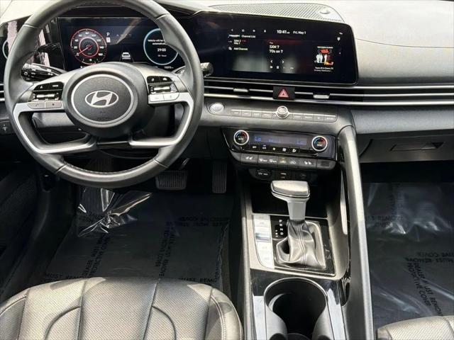 2025 Hyundai Elantra Hybrid Limited