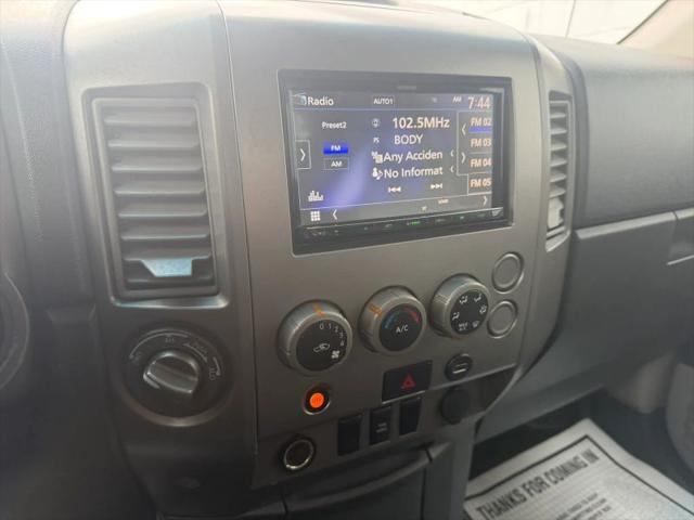 2004 Nissan Titan XE