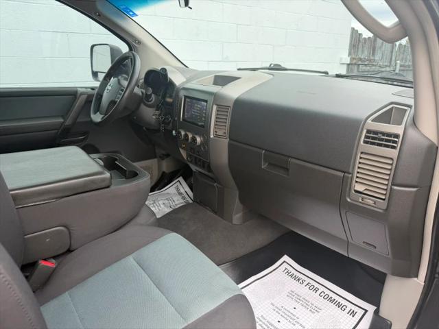 2004 Nissan Titan XE