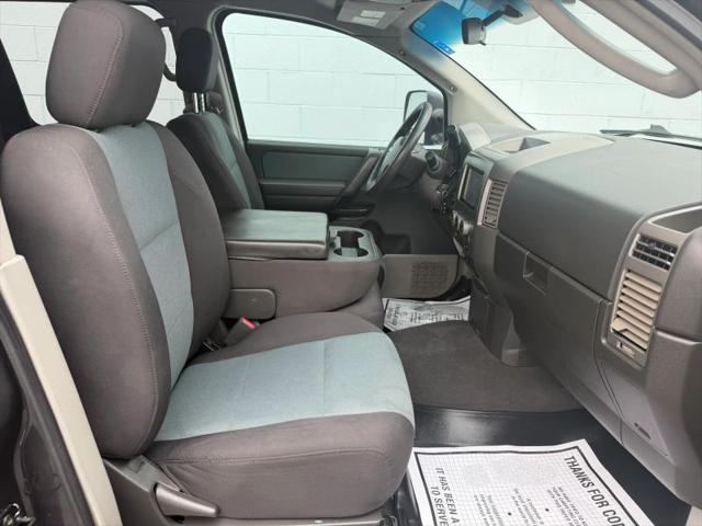 2004 Nissan Titan XE