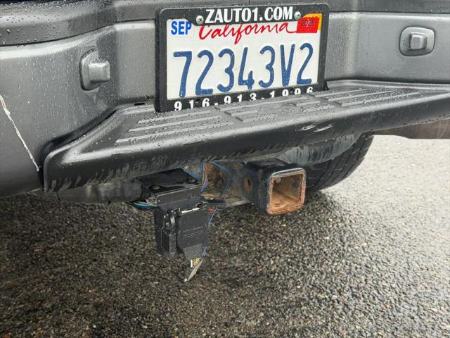 2004 Nissan Titan XE