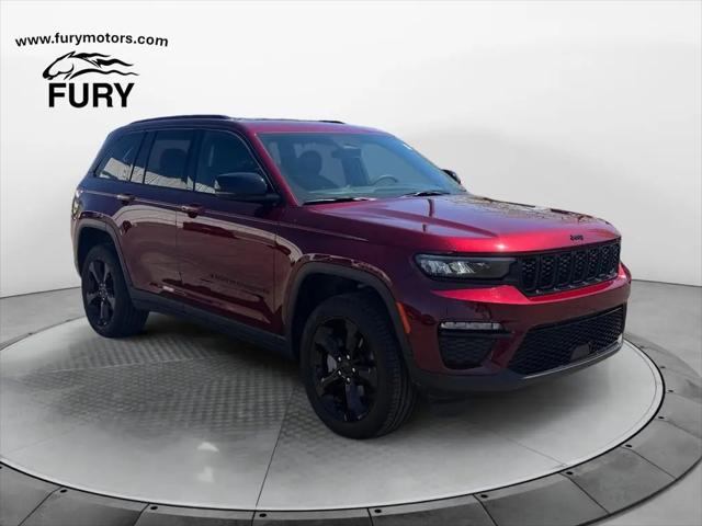 2025 Jeep Grand Cherokee Limited 4x4 for sale in Waconia, MN