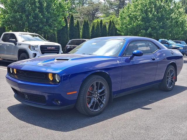 2022 Dodge Challenger SXT AWD