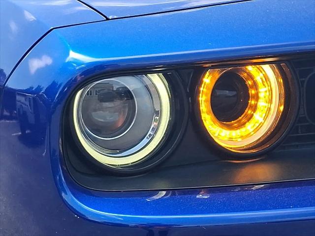 2022 Dodge Challenger SXT AWD