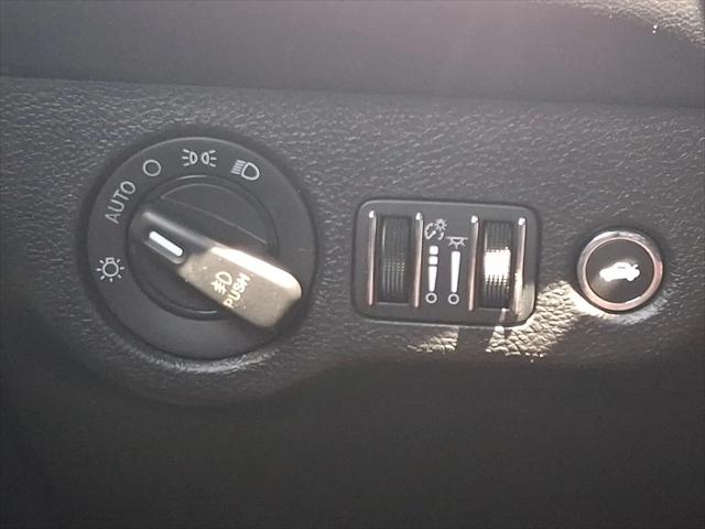 2022 Dodge Challenger SXT AWD