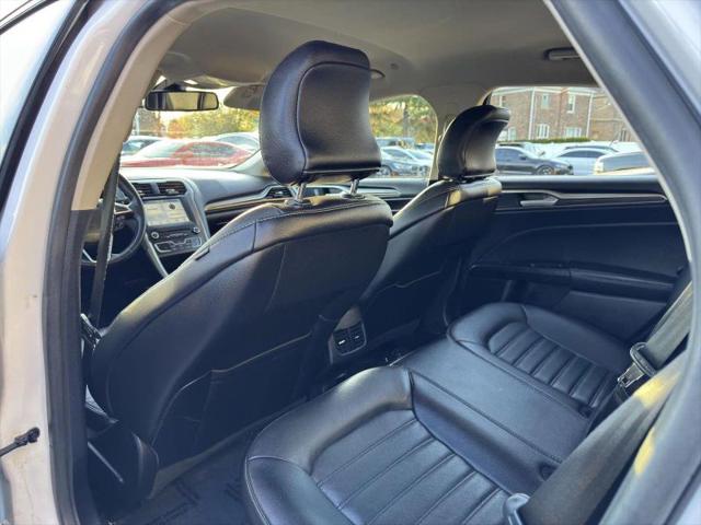 2018 Ford Fusion Hybrid SE