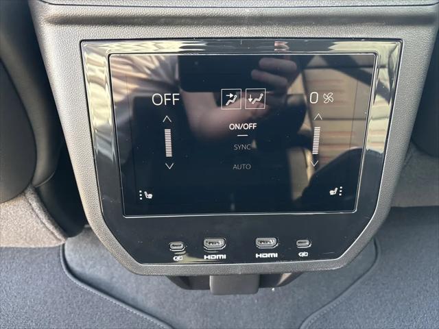 2026 GMC Yukon XL 4WD AT4 Ultimate