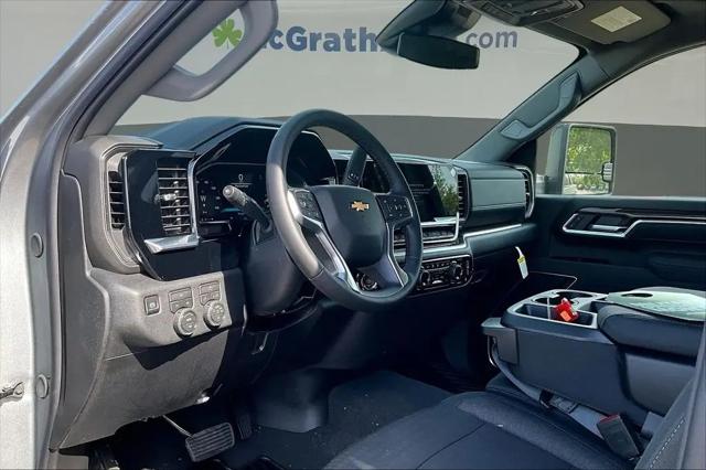 2026 Chevrolet Silverado 2500HD Crew Cab, Standard Bed, LT, 4WD