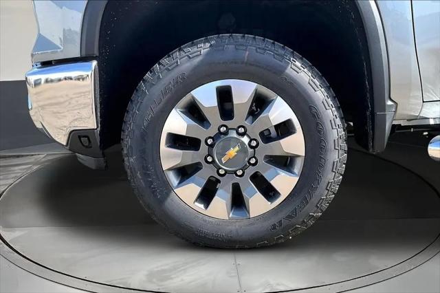 2026 Chevrolet Silverado 2500HD Crew Cab, Standard Bed, LT, 4WD