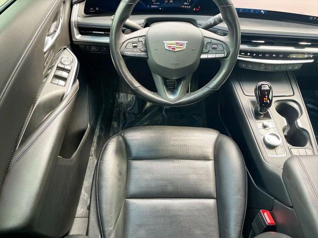2024 Cadillac XT4 FWD Sport