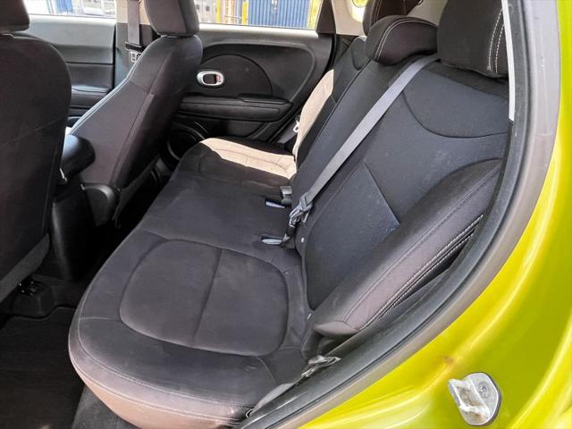 2015 Kia Soul Base
