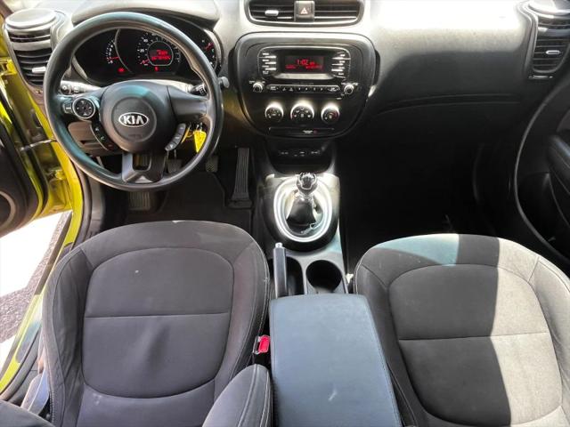 2015 Kia Soul Base