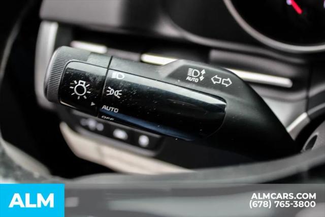 2022 Kia Carnival MPV LX Seat Package