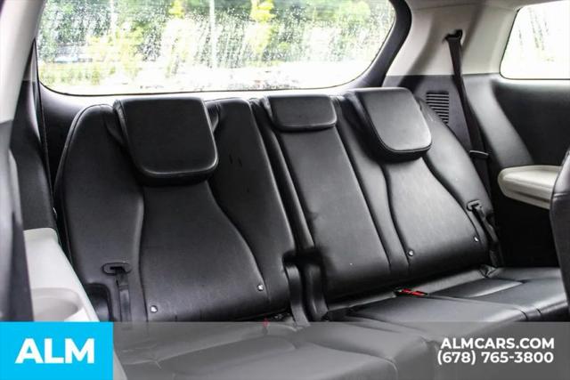 2022 Kia Carnival MPV LX Seat Package
