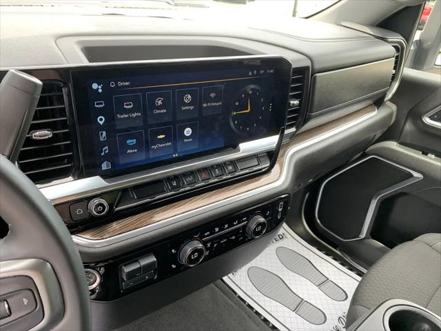2025 Chevrolet Silverado 2500HD 4WD Crew Cab Standard Bed LT