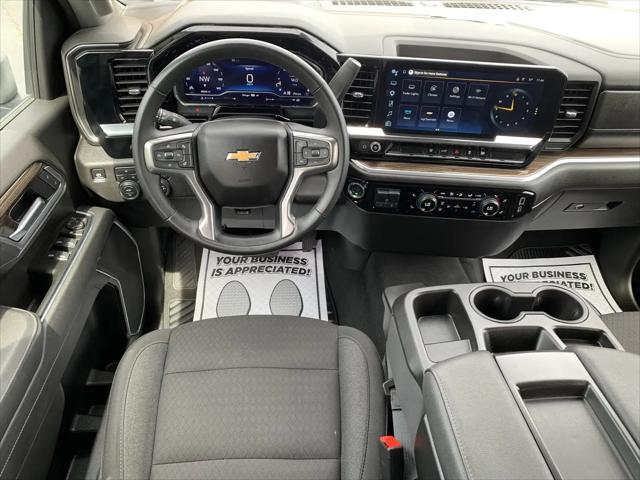 2025 Chevrolet Silverado 2500HD 4WD Crew Cab Standard Bed LT