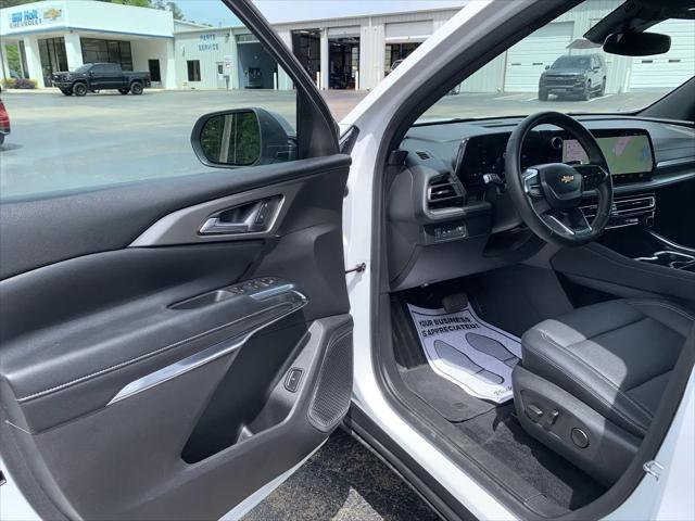 2025 Chevrolet Traverse FWD LT