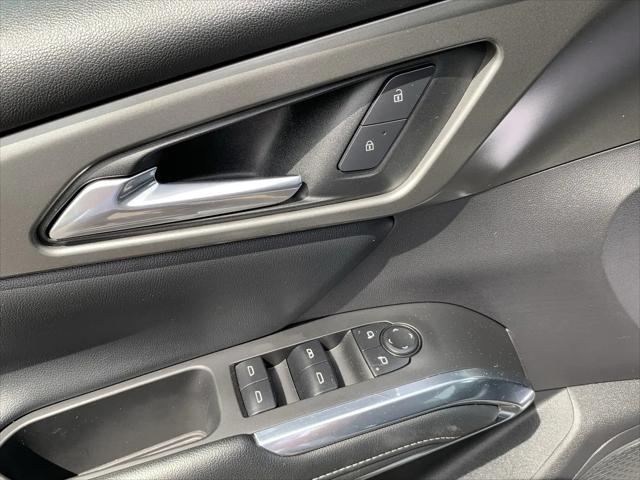 2025 Chevrolet Traverse FWD LT