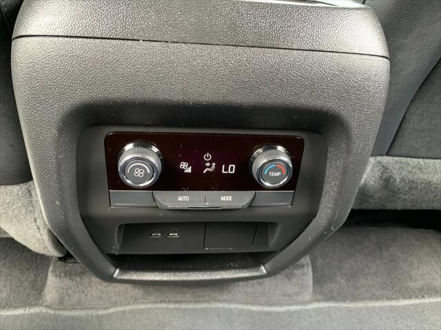 2025 Chevrolet Traverse FWD LT