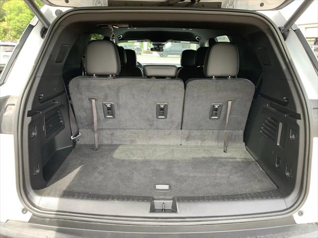 2025 Chevrolet Traverse FWD LT
