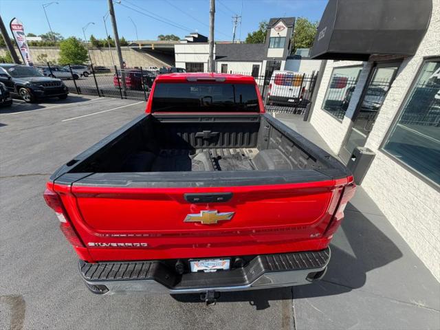 2024 Chevrolet Silverado 1500 4WD Crew Cab Short Bed LT