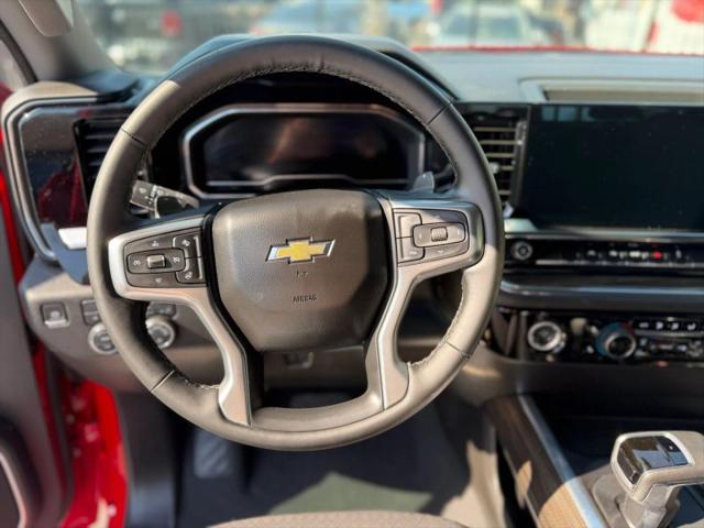 2024 Chevrolet Silverado 1500 4WD Crew Cab Short Bed LT