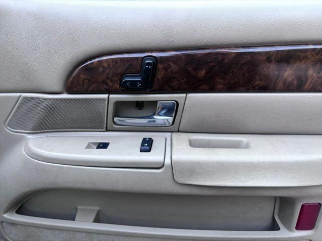 2010 Mercury Grand Marquis LS (Fleet Only)