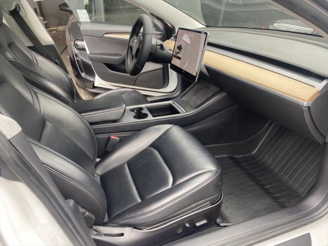 2021 Tesla Model 3 Standard Range Plus Rear-Wheel Drive