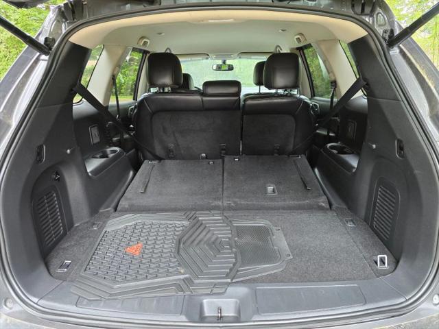 2017 Nissan Pathfinder SL