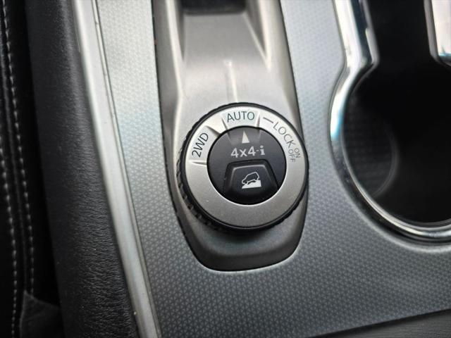 2017 Nissan Pathfinder SL