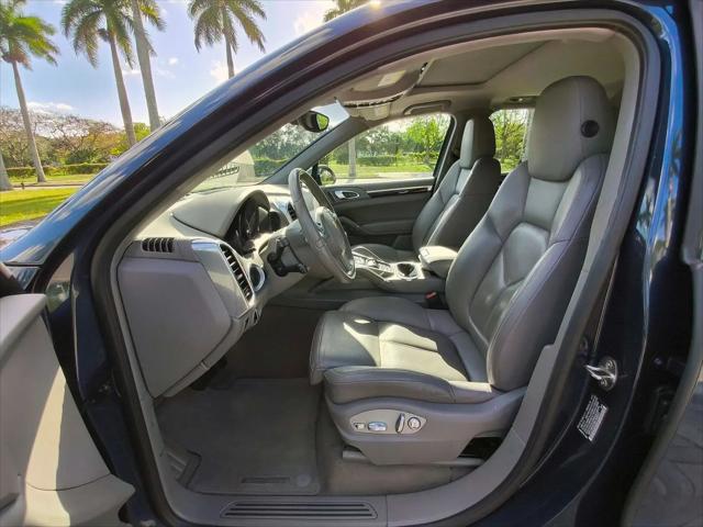 2014 Porsche Cayenne Cayenne