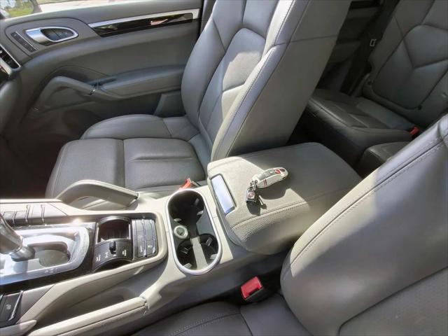 2014 Porsche Cayenne Cayenne
