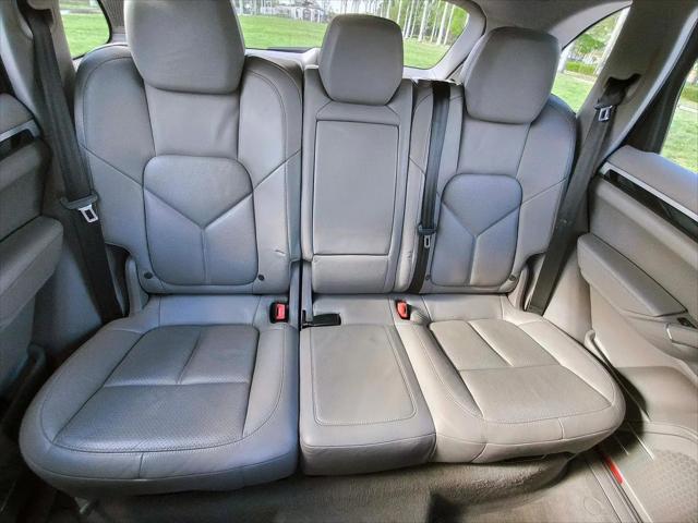 2014 Porsche Cayenne Cayenne
