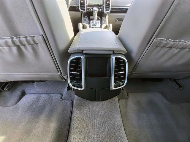 2014 Porsche Cayenne Cayenne