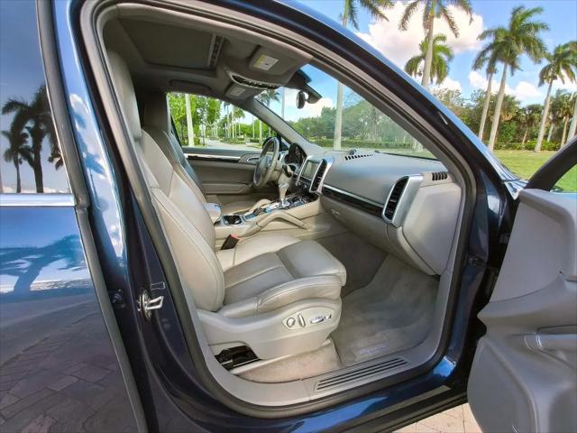 2014 Porsche Cayenne Cayenne