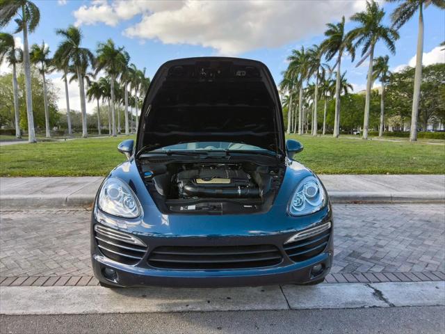 2014 Porsche Cayenne Cayenne