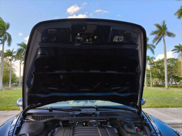 2014 Porsche Cayenne Cayenne