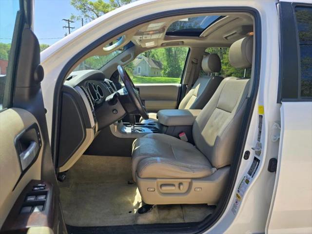 2011 Toyota Sequoia Platinum 5.7L V8