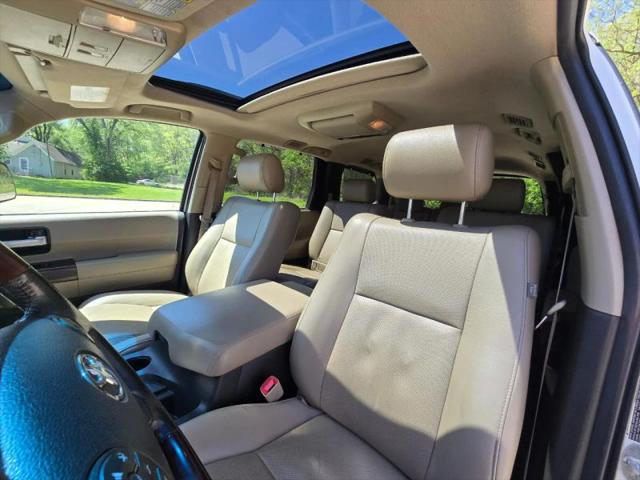 2011 Toyota Sequoia Platinum 5.7L V8