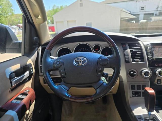 2011 Toyota Sequoia Platinum 5.7L V8